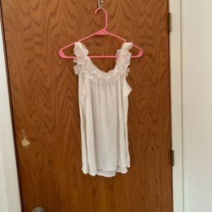 I’m selling these clothes